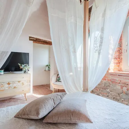 Alice, Panoramic Stone To Sleep 10 Villa
